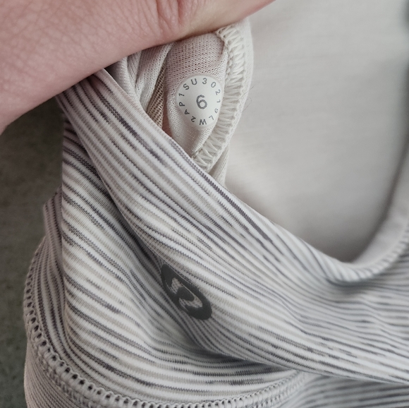 Lululemon Invigorate Bra - Picture 6 of 6